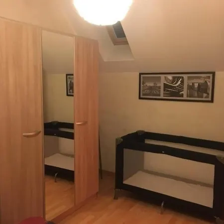 Maison Saint-pierre-colamine, 5 Pieces, 9 Personnes - Fr-1-395-10 *